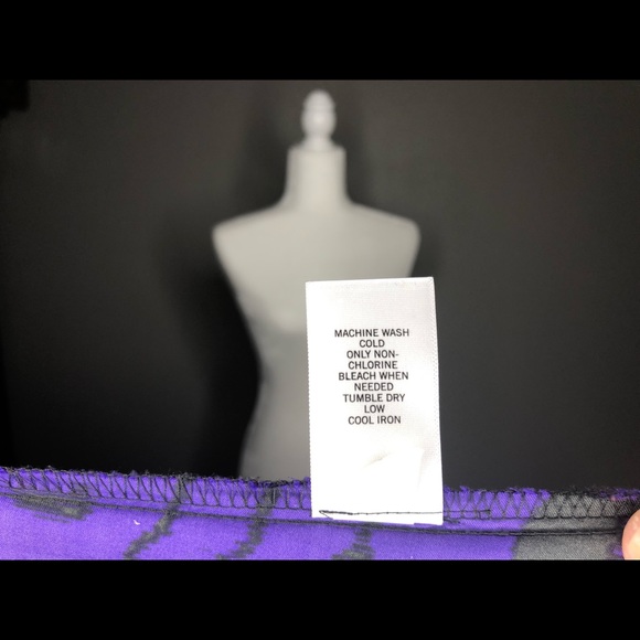 Banana Republic Blouse - Picture 7 of 7